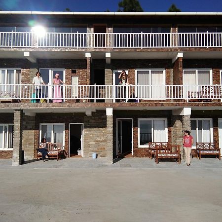 Kasar Rainbow Yoga Retreat Villa Almora Buitenkant foto