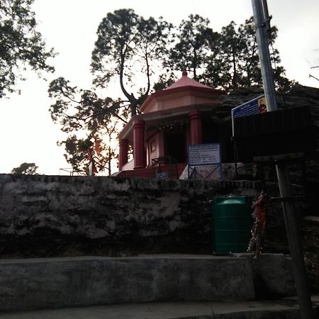 Kasar Rainbow Yoga Retreat Villa Almora Buitenkant foto