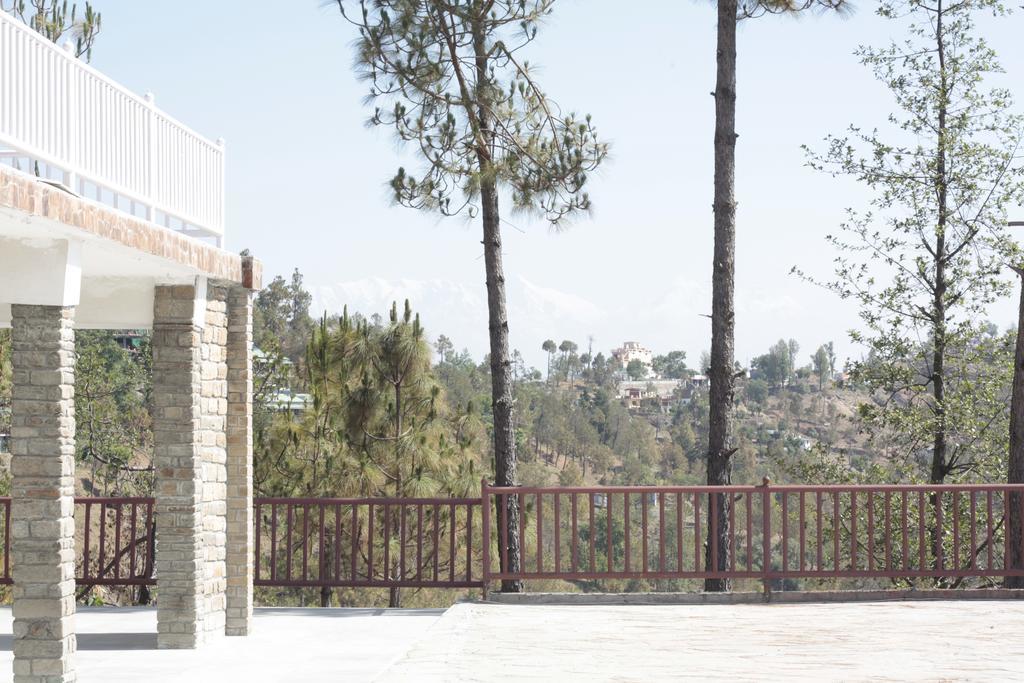 Kasar Rainbow Yoga Retreat Villa Almora Buitenkant foto