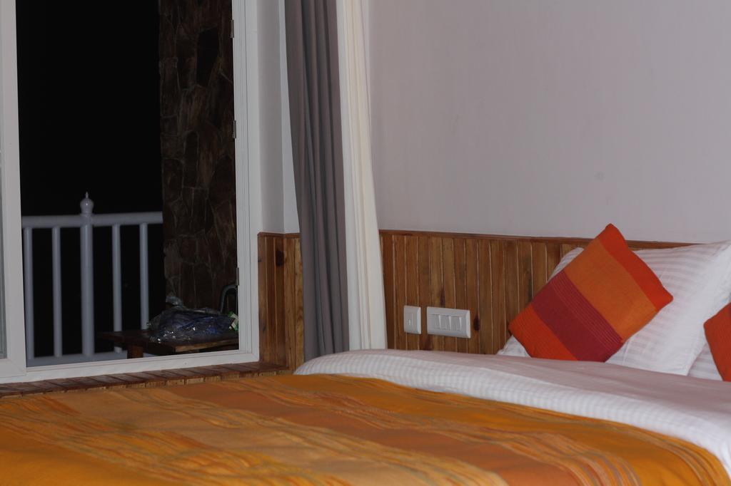 Kasar Rainbow Yoga Retreat Villa Almora Buitenkant foto